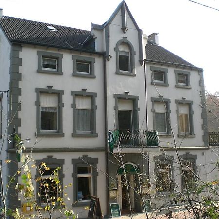 Hotel Bergische Schweiz Velbert Exterior photo